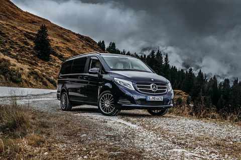Van Service Melbourne Airport To CBD - Kawana Tourism 1