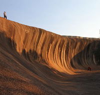 Wave Rock - Kawana Tourism
