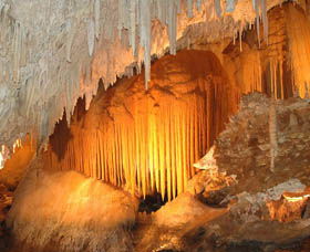 Jewel Cave - Kawana Tourism 0