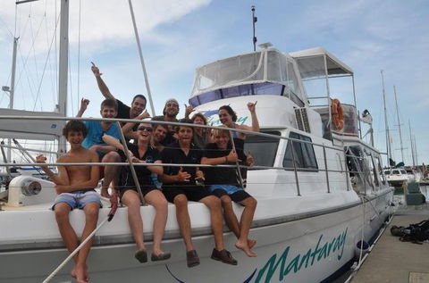 Mantaray Charters - Kawana Tourism 4