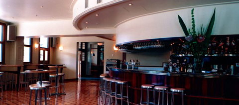 Harbour View Hotel - Kawana Tourism 5