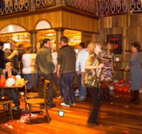 Louisiana Tavern - Kawana Tourism