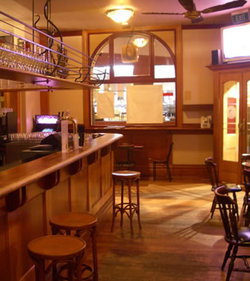 The Perseverance Hotel - Kawana Tourism 0