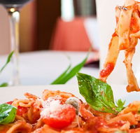Camelot Gourmet Pizza - Kawana Tourism