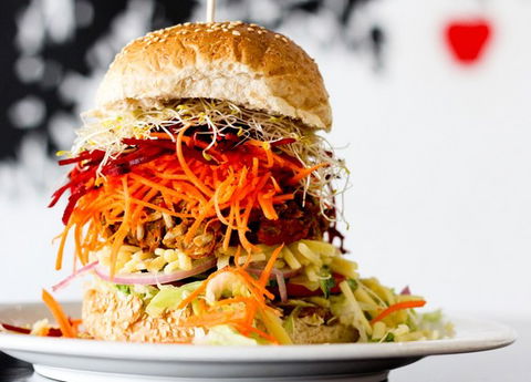 Magic Apple Whole Food Diner - Kawana Tourism 2