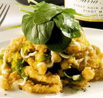 Champion Lakes Tavern - Kawana Tourism