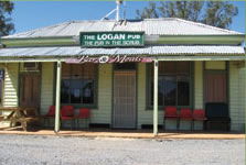 The Logan Pub - Kawana Tourism 0