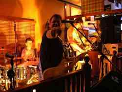 Finnian's Irish Tavern - Kawana Tourism 0