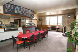 Globe Hotel - Kawana Tourism 1