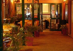 Fitzroy Hotel - Kawana Tourism 3