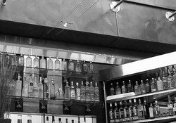 Benny's Bar & Cafe - Kawana Tourism 1