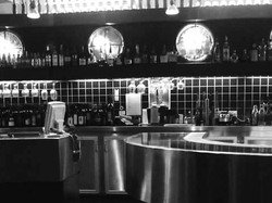 Benny's Bar & Cafe - Kawana Tourism 3