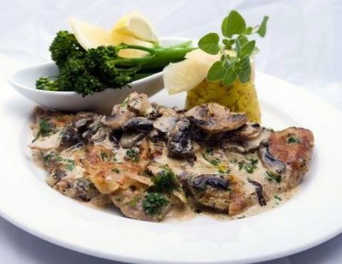 All' Antica Italian Restaurant & Pizzeria - Kawana Tourism 4