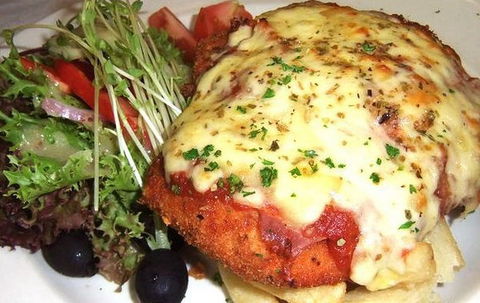 CASA Lounge Bar & Restaurant - Kawana Tourism 1