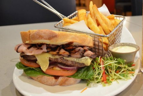 Kobe Restaurant - Kawana Tourism 0