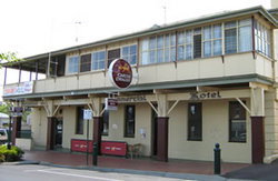 Commercial Hotel Alexandra - Kawana Tourism 0