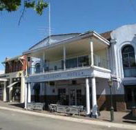 Mount Pleasant Hotel - Kawana Tourism