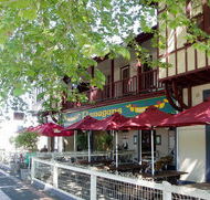 Flanagans Border Inn Hotel - Kawana Tourism