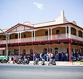 Royal Hotel Adelong - Kawana Tourism