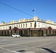 Soden's Australia Hotel - Kawana Tourism