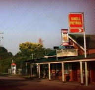 Araluen Valley Hotel - Kawana Tourism