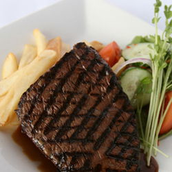 Commonwealth Hotel - Kawana Tourism 0