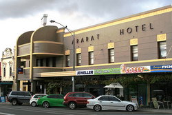 Ararat Hotel - Kawana Tourism 1