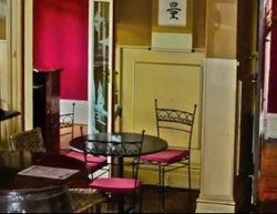 The Queenscliff Historic Royal Hotel - Kawana Tourism 1