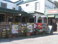Robin Hood Hotel - Kawana Tourism 1