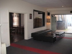Commercial Club Hotel - Kawana Tourism 1