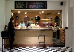 Commercial Club Hotel - Kawana Tourism 2
