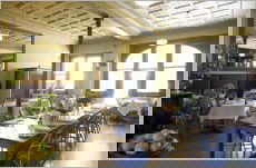 Healesville Hotel - Kawana Tourism 2