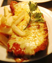 Commercial Hotel Alexandra - Kawana Tourism 3