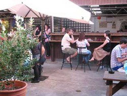 Union Hotel Brunswick - Kawana Tourism 3