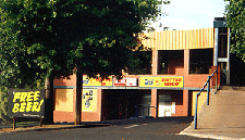 Royal Hotel Drouin - Kawana Tourism 3