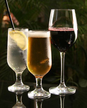 Promenade Lounge Bar - Kawana Tourism 3