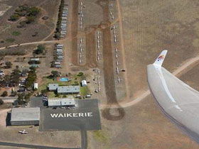 Waikerie Gliding Club - Kawana Tourism 1