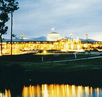Arundel Hills Country Club - Kawana Tourism