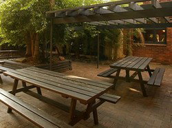 Greenacre Tavern - Kawana Tourism 3