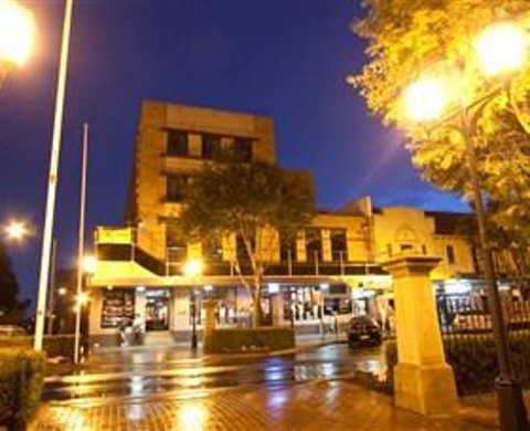 Amaroo Hotel - Kawana Tourism 1