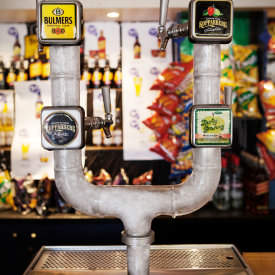 Miami Tavern - Kawana Tourism 3