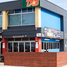 Miami Tavern - Kawana Tourism 5