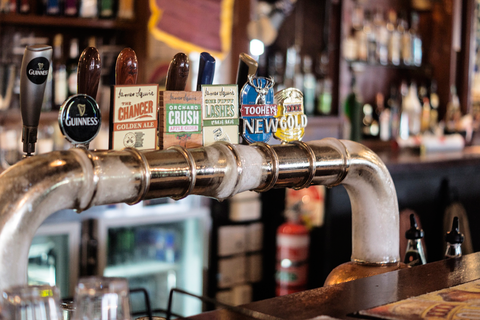 Molly Malones Irish Pub - Kawana Tourism 3