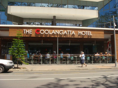 The Coolangatta Hotel - Kawana Tourism 4