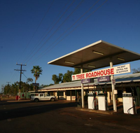Ti Tree Roadhouse - Kawana Tourism