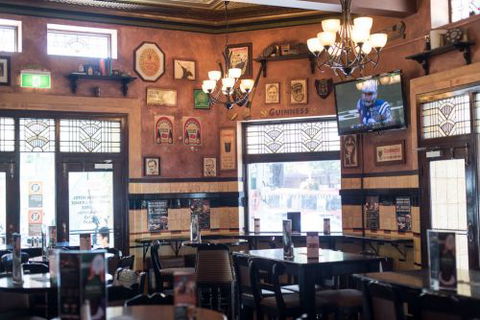 P.J. Gallagher's - Kawana Tourism 0