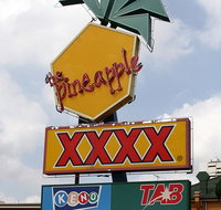 Pineapple Hotel - Kawana Tourism
