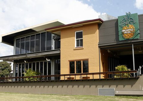 Pineapple Hotel - Kawana Tourism 3