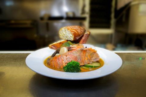 KBR’s Licensed Restaurant - Kawana Tourism 2