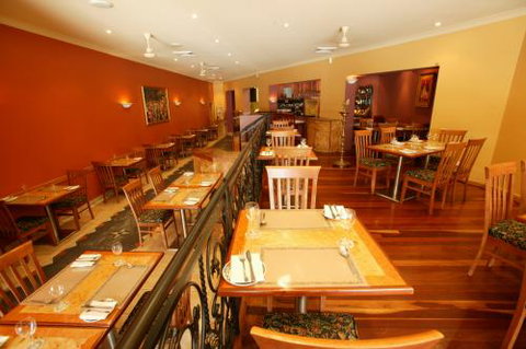 Marinades Indian Restaurant - Kawana Tourism 0